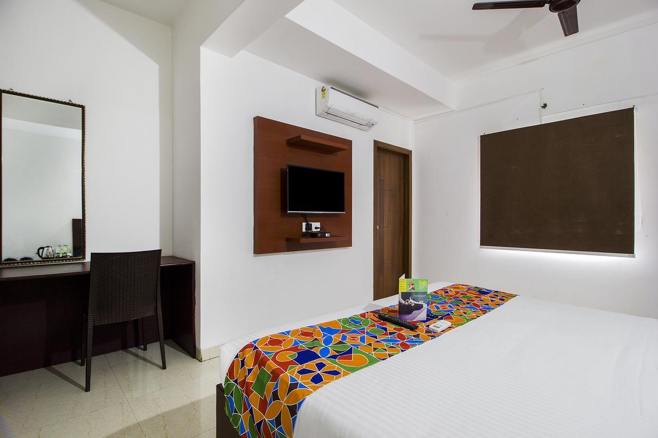 Fabhotel Limestone Aura Хайдарабад Экстерьер фото